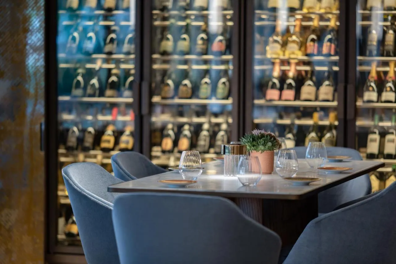 Four Seasons Hotel Milano Italy