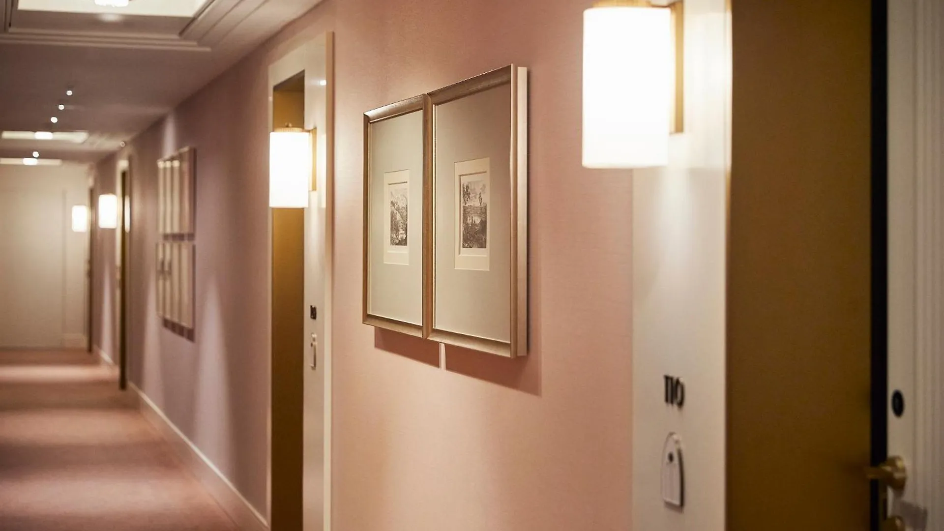 Four Seasons Hotel Milano  Milan
