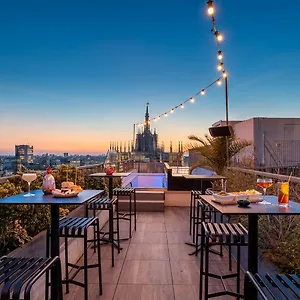 4* Отель Ih Ambasciatori